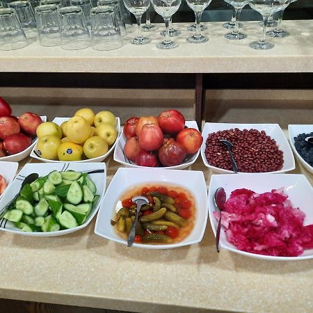 Hotel Grand Capital Tashkent Ngoại thất bức ảnh