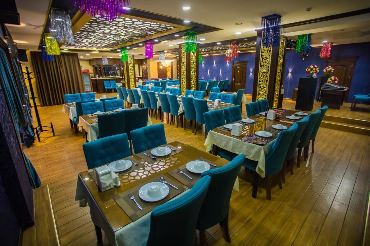 Hotel Grand Capital Tashkent Ngoại thất bức ảnh