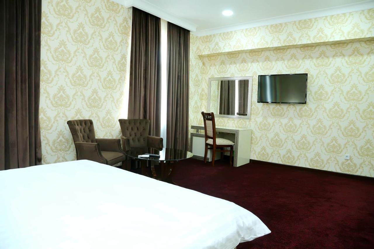 Hotel Grand Capital Tashkent Ngoại thất bức ảnh